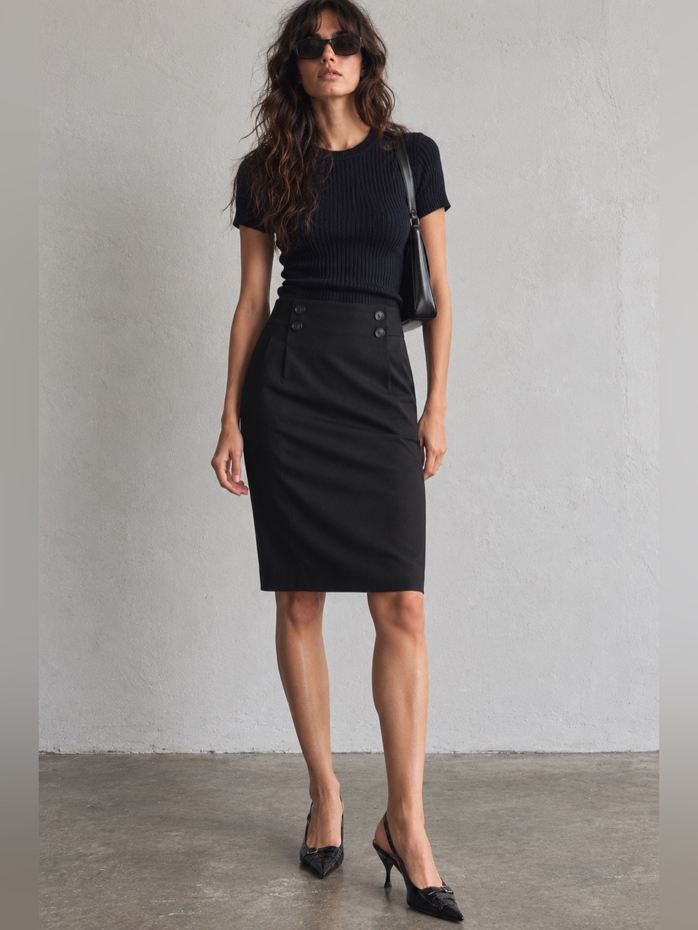 Vintage black pencil skirt ~ size 5